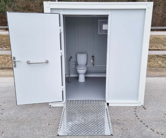 Behinderten Toilette - WC Container mit Rampe - barrierefrei RAL9002